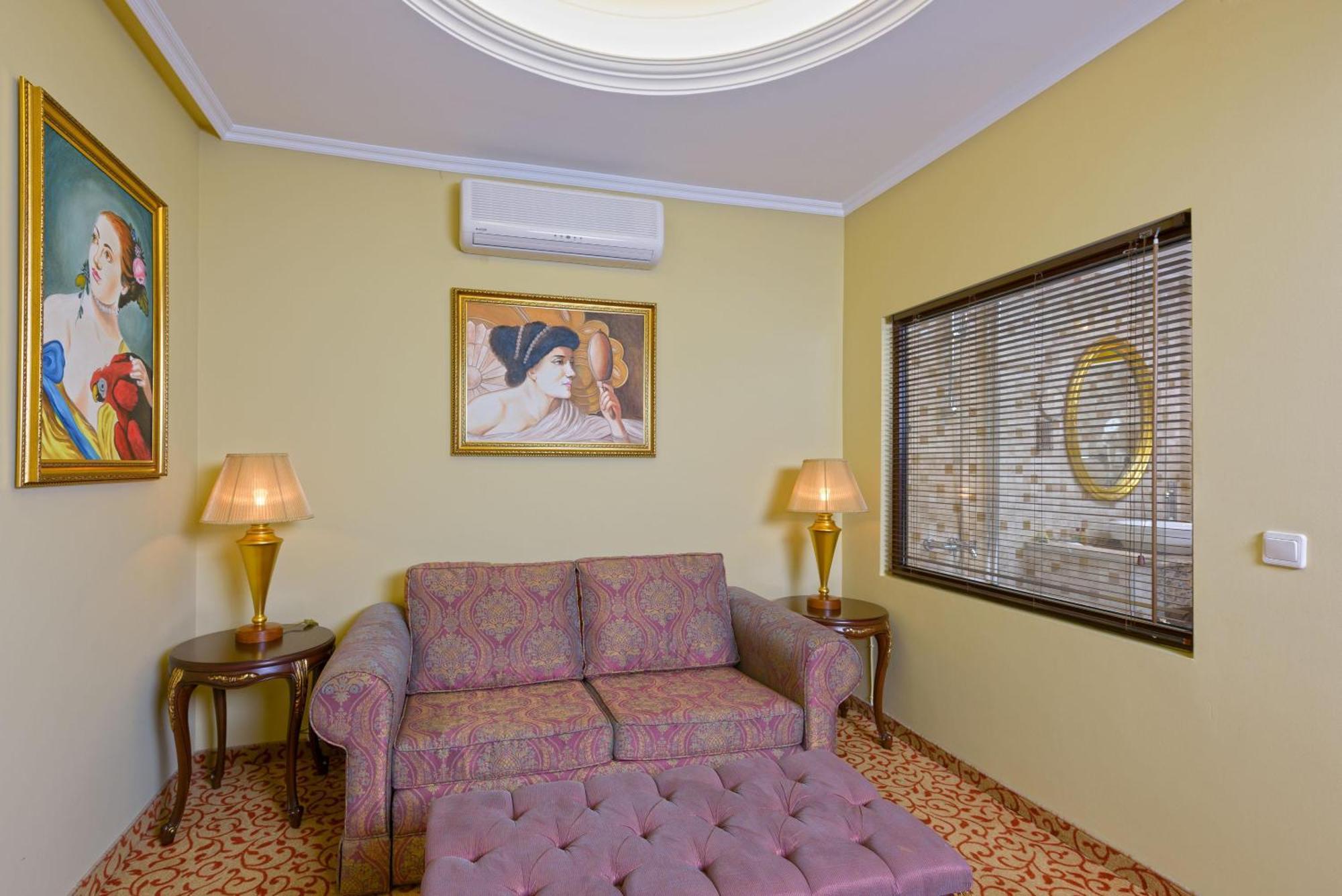 מלון Antique Palace Museum (adults Only)